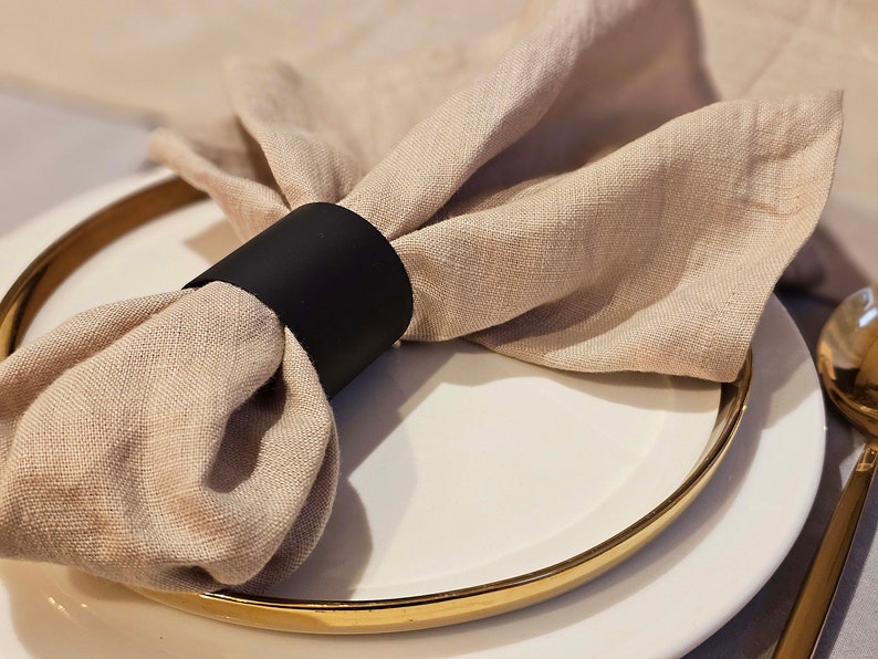 1 piece of rustic copper pipe napkin ring, Wedding napkin rings, napkin holder, copper table setting, housewarming, industrial napkin ring image 3