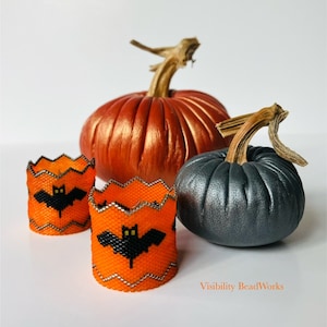 Beaded Tealight Pattern: Halloween Bat with Crenellations