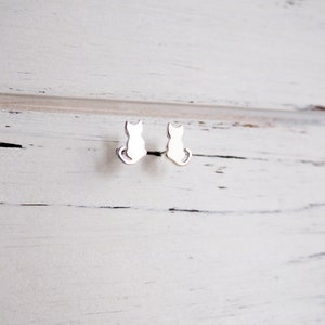 Tiny CAT Stud Earrings • Sterling Silver Cat Studs • Kitty Earring Posts • Cat Lovers Gift • Dainty Stud Earrings • Cat Mom Gift