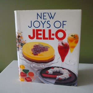 Vintage Cookbook - New Joys of Jell-O - 1990