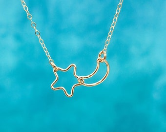 Collar de estrella y luna doradas: un regalo celestial