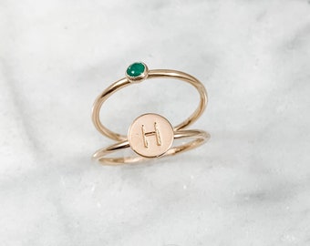 Set di anelli con iniziale personalizzata e pietra portafortuna: anelli impilabili in argento sterling