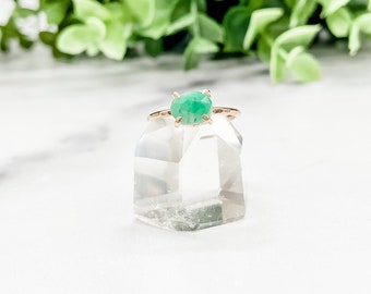emerald oval gemstone ring, crystal for gemini, cancer and taurus, rose cut geometric oval, gold emerald , gift for her, may birthstone