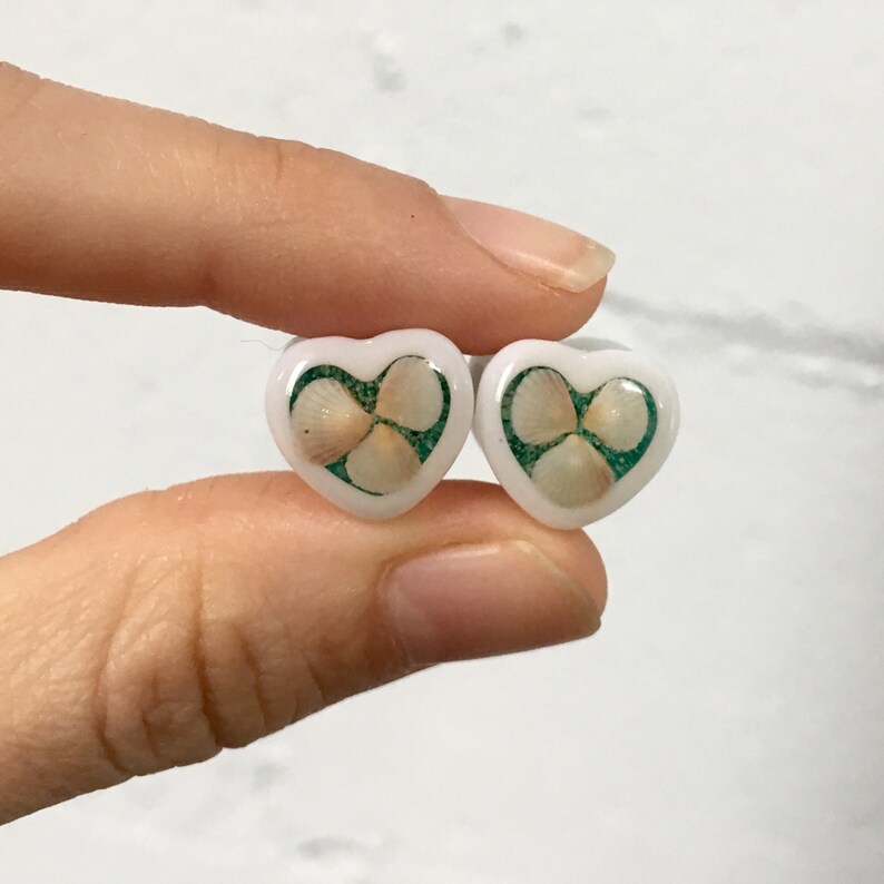 Real Shell Earrings LOVED EARS by {118} 12 Sea Shell Ear Plugs Gauges Pair 12mm Heart Shaped Mermaid Glitter Beach Life Body Jewelry