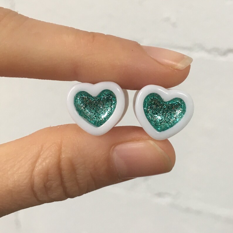 Real Shell Earrings LOVED EARS by {118} 12 Sea Shell Ear Plugs Gauges Pair 12mm Heart Shaped Mermaid Glitter Beach Life Body Jewelry