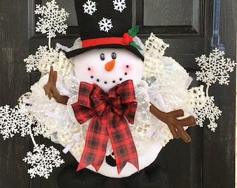 Snowman character wreath- Christmas deco mesh wreath- Holiday Wreath- Christmas front door wreath