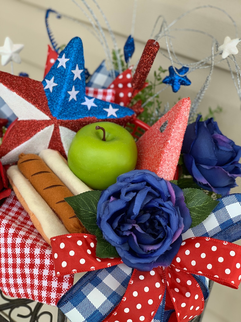 4th of July Centerpiece Patriotic Centerpiece Patriotic Floral Arrangement Summer Picnic Centerpiece image 3