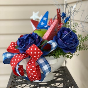 4th of July Centerpiece Patriotic Centerpiece Patriotic Floral Arrangement Summer Picnic Centerpiece image 6