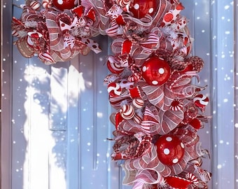 Candy Cane Christmas Wreath – Red White Deco Mesh Holiday Decor