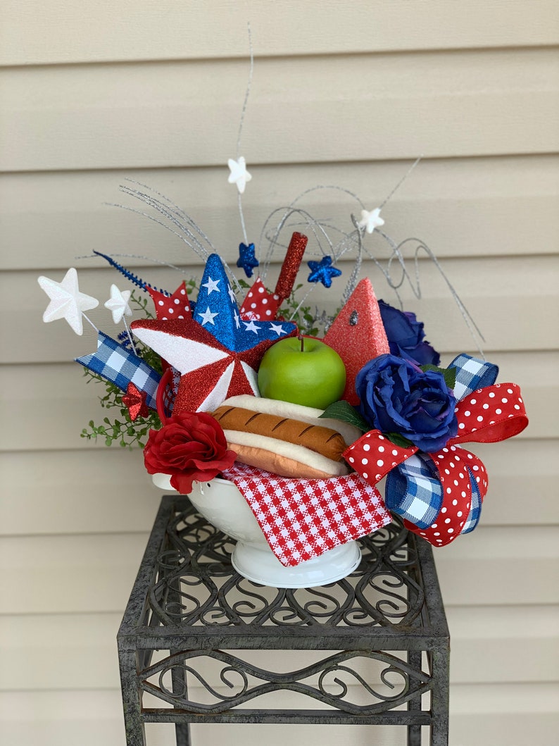 4th of July Centerpiece Patriotic Centerpiece Patriotic Floral Arrangement Summer Picnic Centerpiece image 1