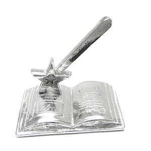 Handcrafted Pewter Magic Wand Ring Holder – Storybook Keepsake