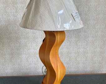 Pine 'Curvy' Table Lamp