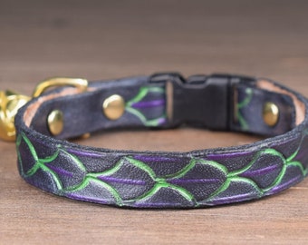 Leather Cat Collar with Dragon Scales, Unique Handcrafted Breakaway Cat Collar, Handpainted Dragon Cat Collar with Bell, Green and Purple