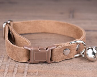 Timber Brown Leder-Katzenhalsband, personalisiertes Distressed Leder-Katzenhalsband, Sicherheits-Katzenhalsband, Kätzchen-Halsband, kundenspezifisches Katzenhalsband
