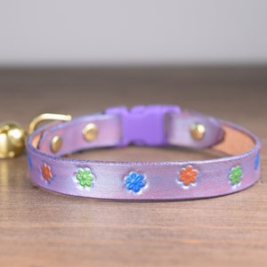 Leather Cat Collar with Hand Painted Flowers, Unique Handcrafted Breakaway Cat Collar, Cute Daisy Cat Collar with Bell