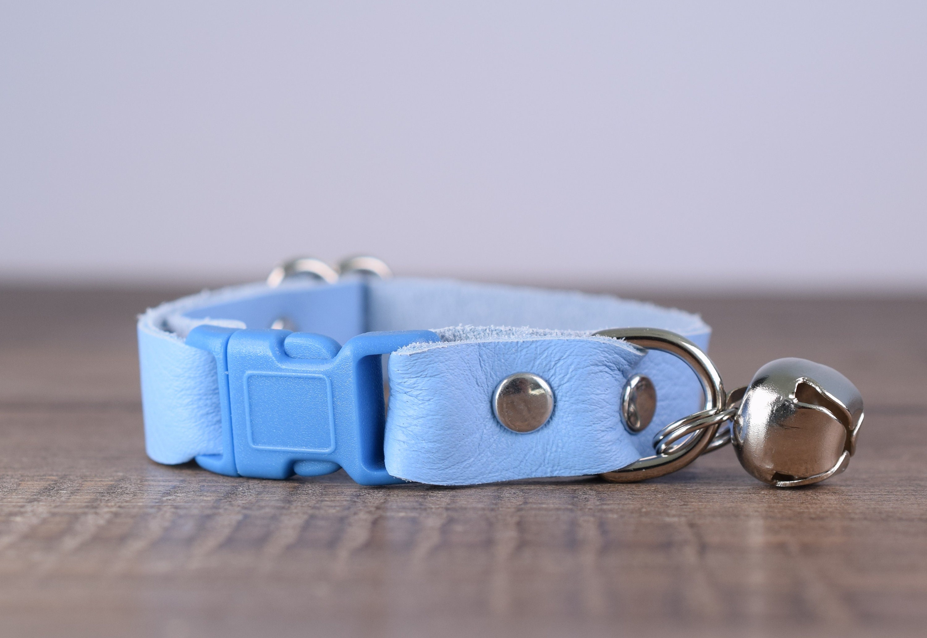 Blue cat collar shop