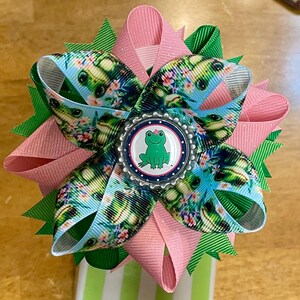 Froggy Hair Bow