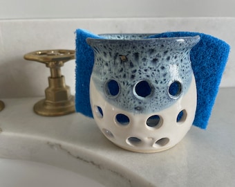 Sponge Holder in White and Bright Peacock Blue