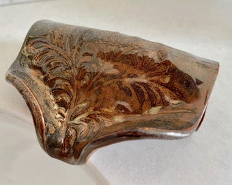 Self Draining Soap Dish in Waterfall Brown