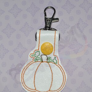 Kürbis Outline Keyfob - ITH Digital Machine Embroidery Design
