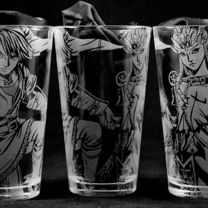 Link and Zelda Engraved Pint Glass