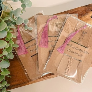Marcapáginas de acrílico hecho a mano con borla / Regalo para amantes de los libros
