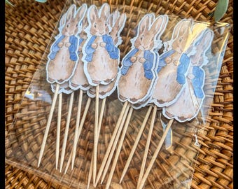 Adornos para cupcakes de Peter Rabbit / Decoraciones para fiestas temáticas de cuentos clásicos (Paquete de 12)