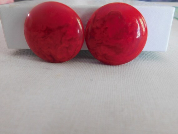 Extra Large Red Plastic Circle Round Screw Back E… - image 1