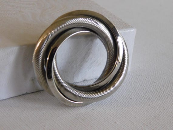 Brushed Shiny Triple Layered Open Circle Brooch P… - image 2