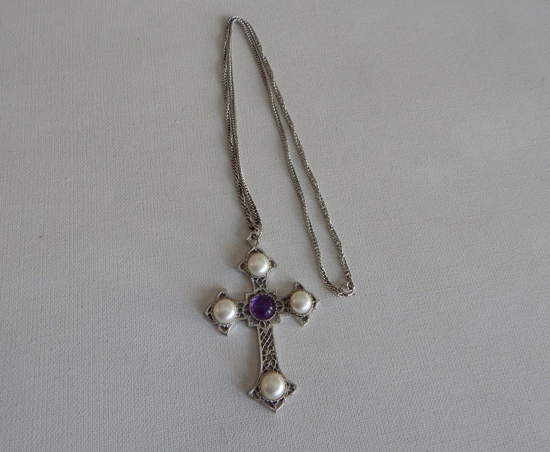 Silver Tone Large White Purple Cabochon Statement Sarah Coventry Cross Necklace Signed