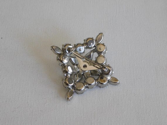 Silver Diamond Shape Clear Rhinestone  Brooch Pin - image 6