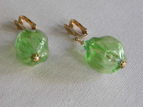 Green Dangle Drop Plastic Oval Translucent Clip O… - image 3