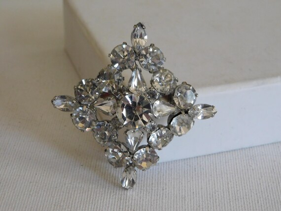Silver Diamond Shape Clear Rhinestone  Brooch Pin - image 7