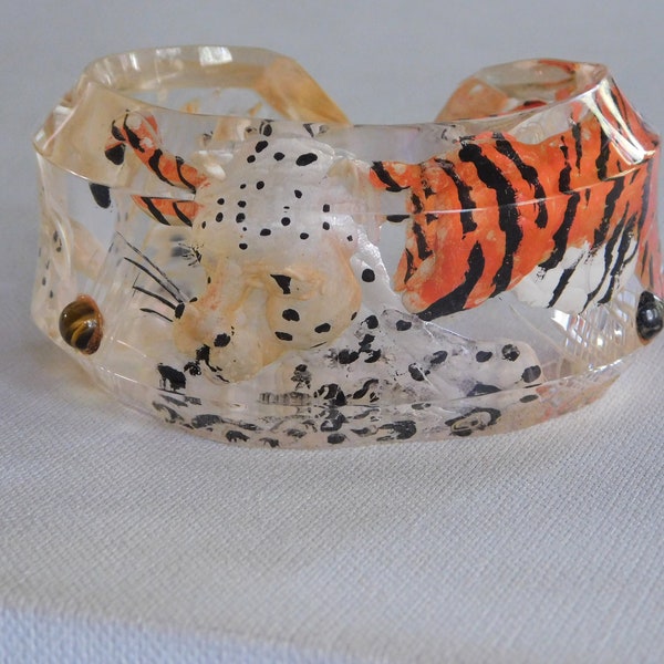 Joyce Francis Lucite Clear Reverse Carved Painted Tiger Flower Bangle Bracelet Signed