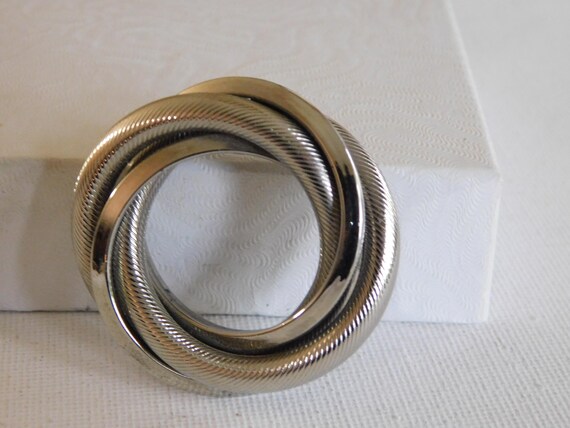 Brushed Shiny Triple Layered Open Circle Brooch P… - image 1