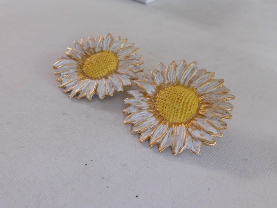 Extra Large Gold Round White Yellow Daisy Flower … - image 5