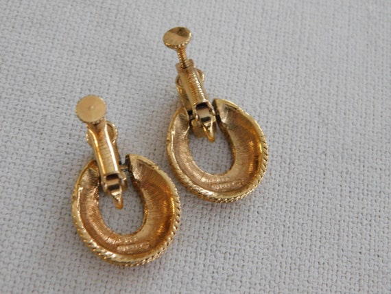 Gold Brushed Dangle Drop Round Screw Clip Back Na… - image 4