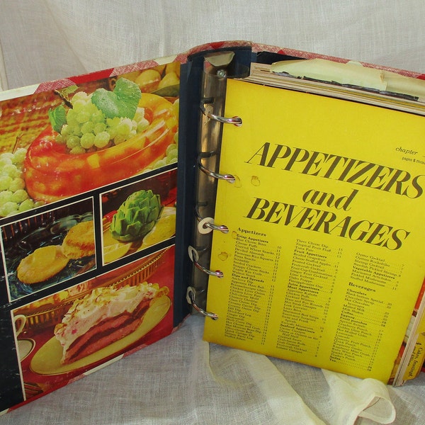 Vintage Cook Book Better Homes Garden, 1973 Cooking 20 Sections, Original Book Index, Cooking Hints, Table Settings, Recipes, Moth  ers Gift