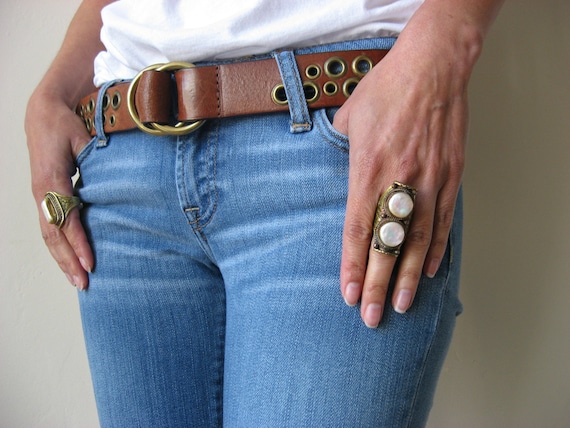 Double Pearl Saddle Ring ~ Pearl and Brass Adjust… - image 2