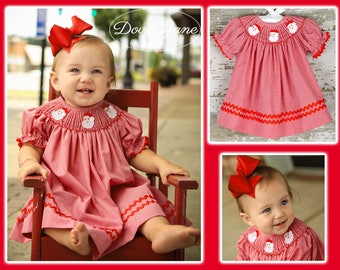 Smocked Santa Dress, Smocked Christmas Dress, Baby Girl Christmas Dress, Girls Santa Dress, Toddler Christmas Dress, First Christmas Dress
