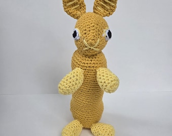 Juguete recargable para gatos Kick Bunny dorado y amarillo