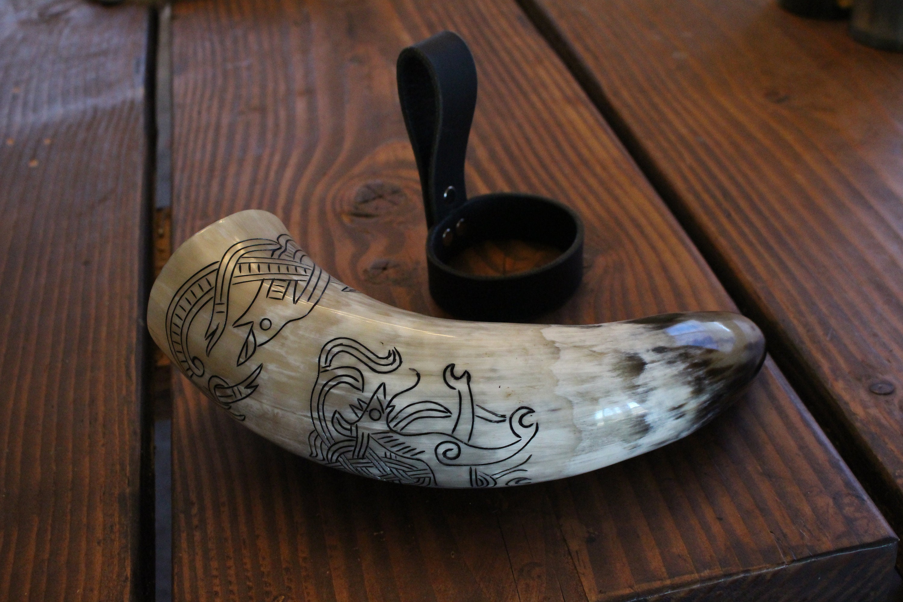 Viking Mammen Beast Drinking Horn W/ Free Holder