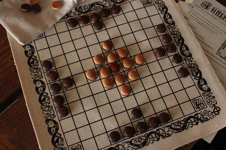 Hnefatafl Viking Chess Game Board image 7