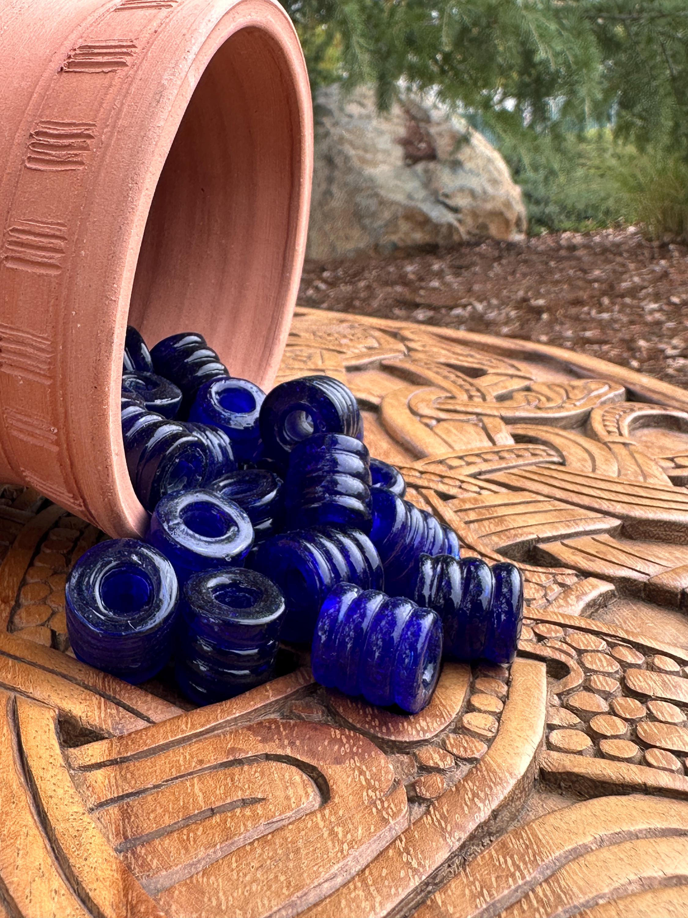 バイエルウグイスコガネ　32mm Norwegian XL Blue Viking Age Glass Bead Replica Glossy - Etsy