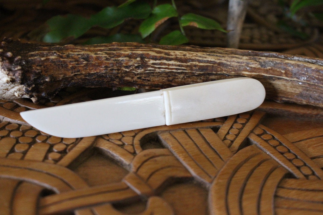 Hand Carved Bone knife