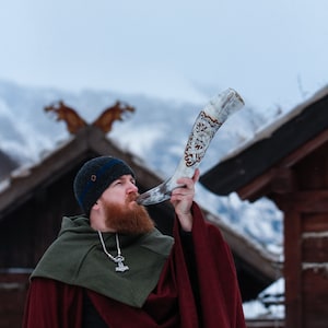 Viking KnotWork WarHorn W/ Adjustable Leather Shoulder Strap