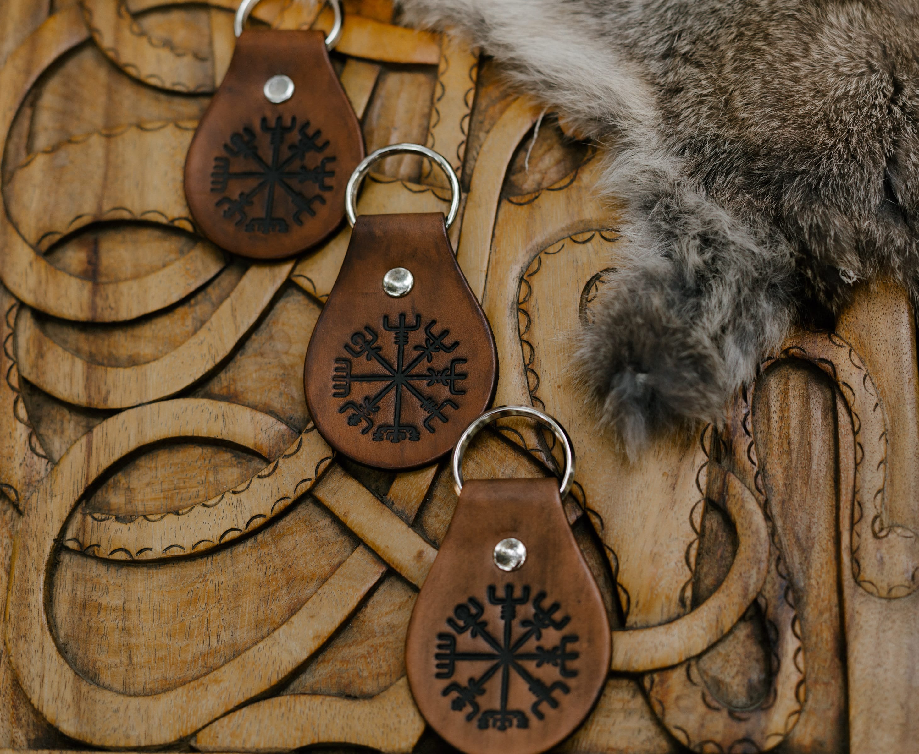 Vegvisir Icelandic Compass Keychain