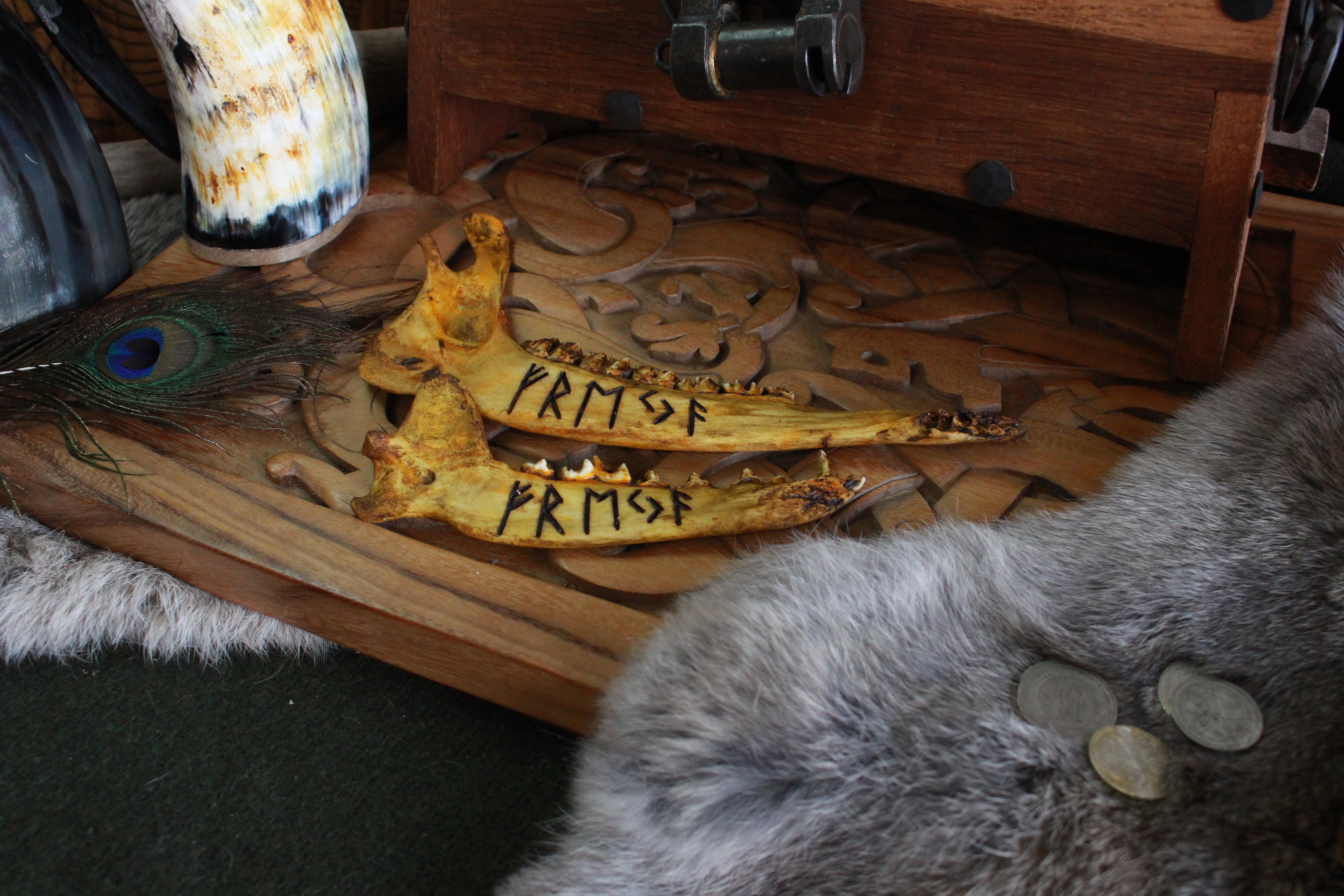 Freja or Freyja Viking Jawbone Rune - Etsy Sweden