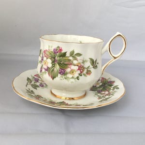 Elizabethan Tea Cup and Saucer, English Bone China, Floral Teacup, Fluted Tea Cup with High Handle, Vintage 1960s