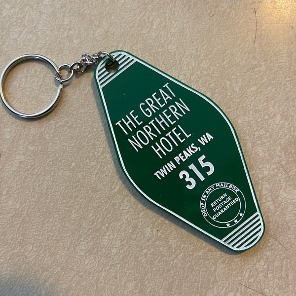 Twin Peaks Keychain - Etsy